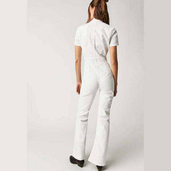 051 Free People Jayde Flare Jumpsuit White Stretch Denim (Size Large) $158 NWT - Picture 3 of 4